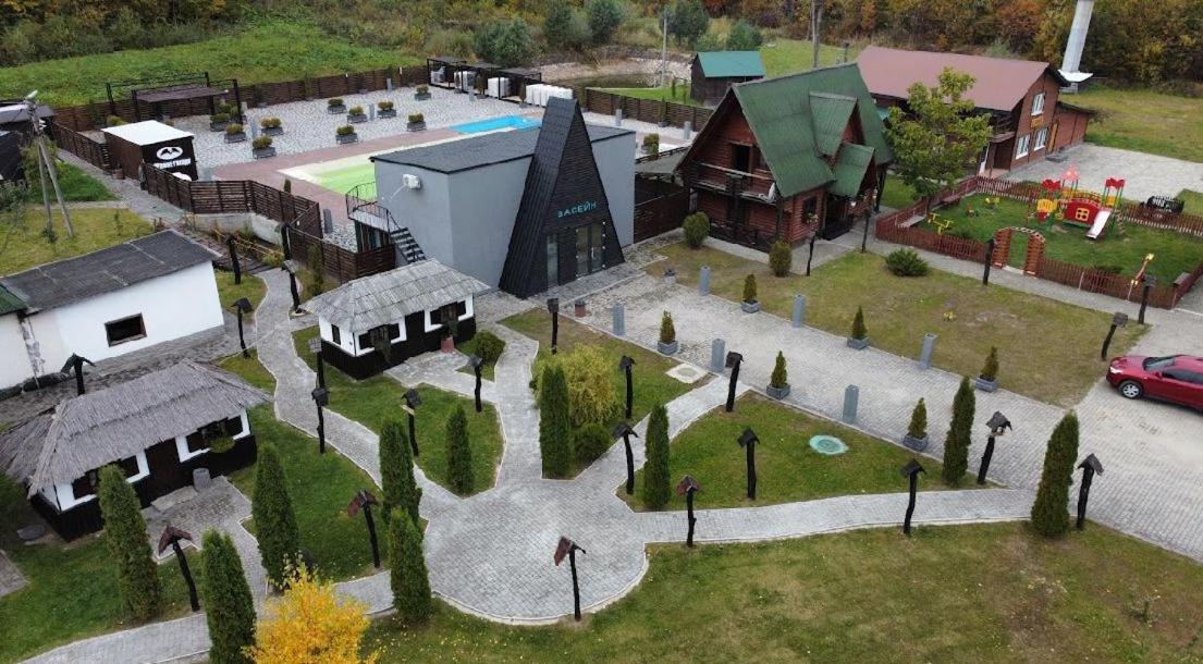 Orlyne Gnizdo Hotel Chernivtsi Ngoại thất bức ảnh