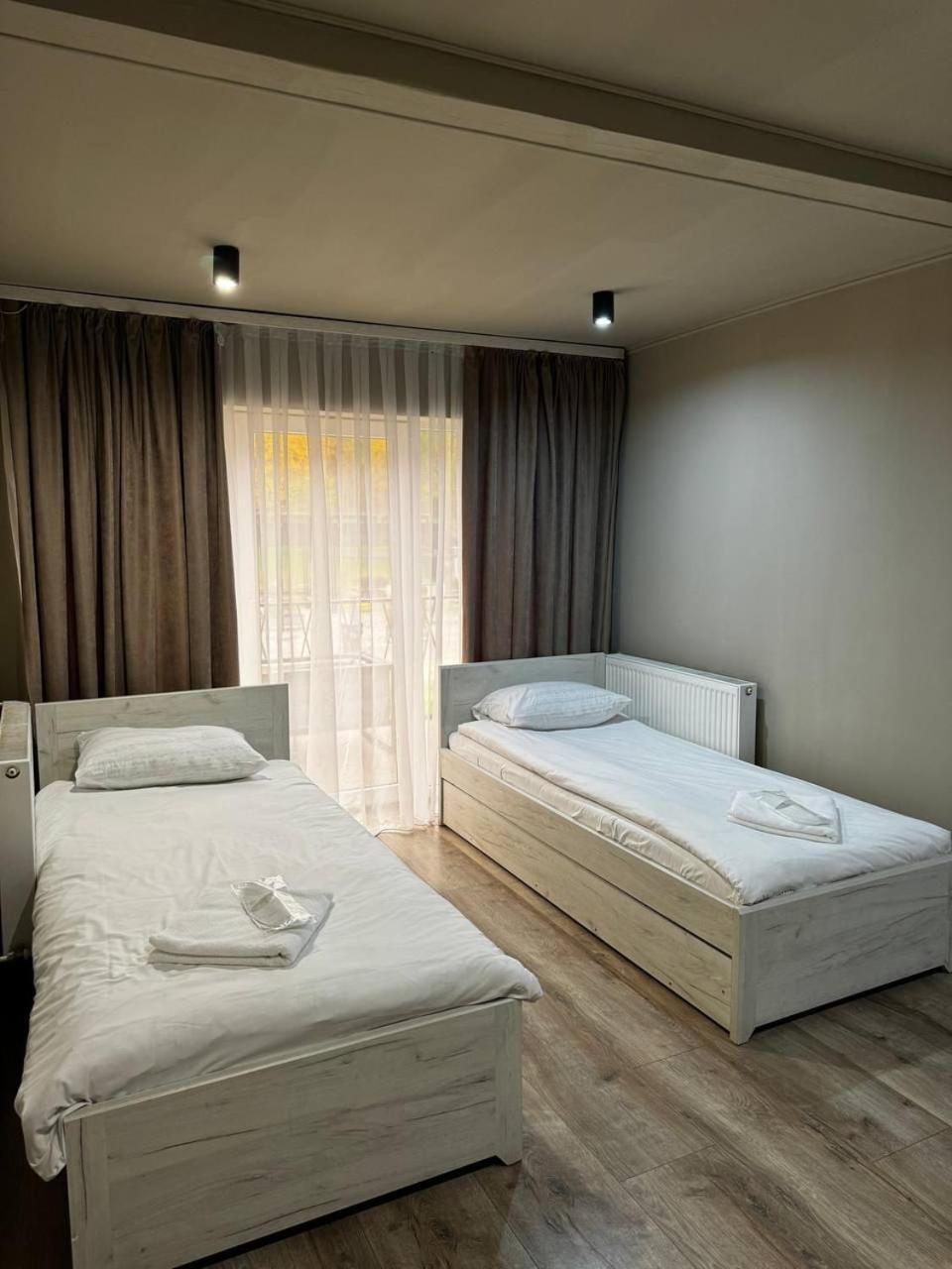 Orlyne Gnizdo Hotel Chernivtsi Phòng bức ảnh